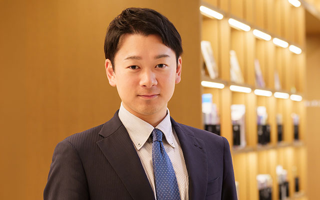 代表取締役